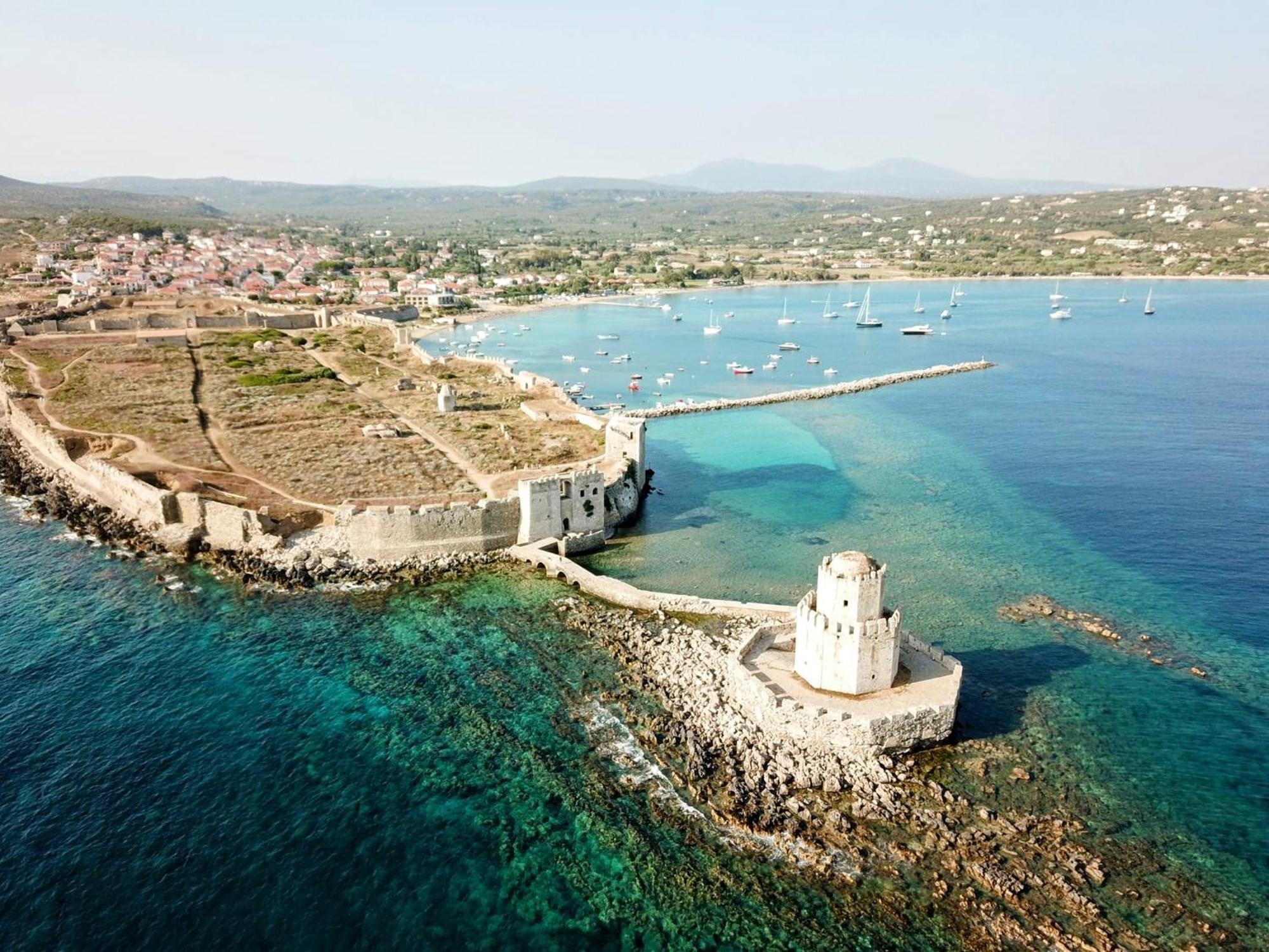 Charly Point Villa Methone Buitenkant foto