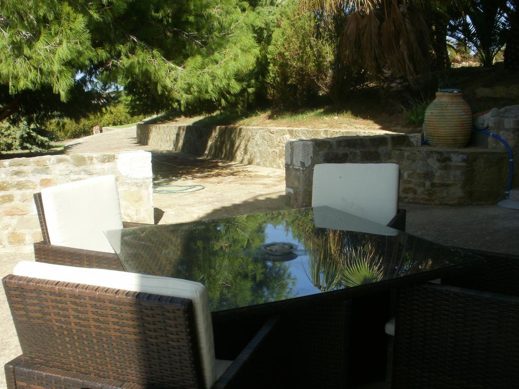 Charly Point Villa Methone Buitenkant foto